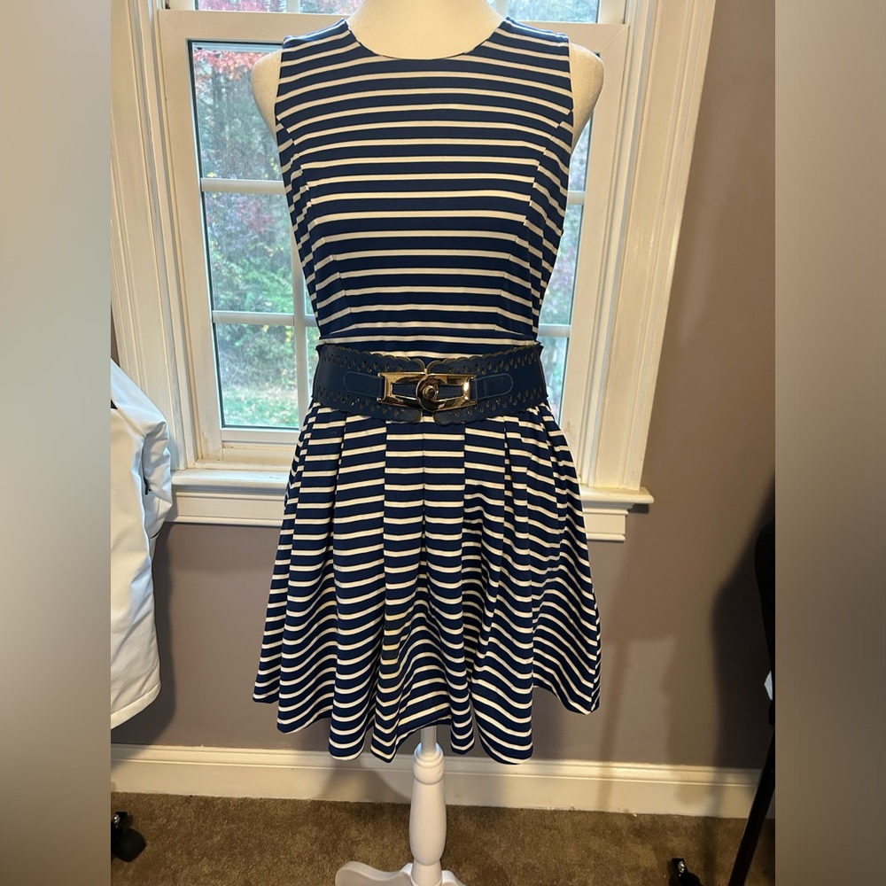 Women’s Belted Dress